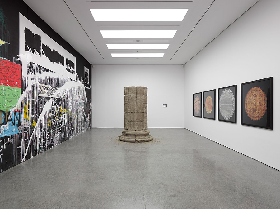 The Fundamental Units, White Cube, Mason's Yard, 2013 (photo Ben Westoby)